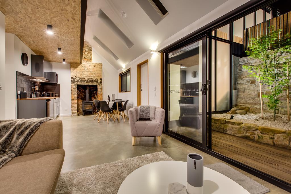 Apartment White