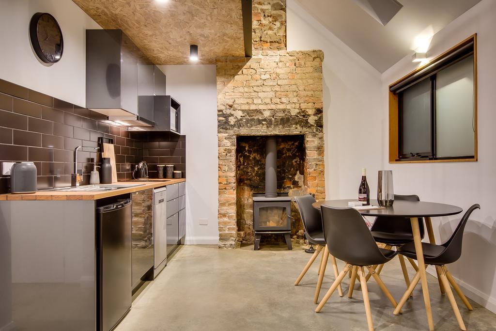 White Apartment *
