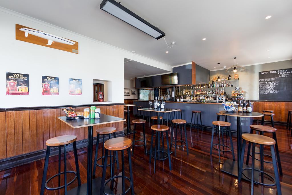 Customs House Hotel