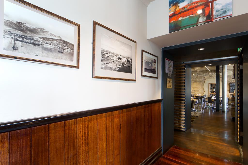 Hotel Customs House 3*