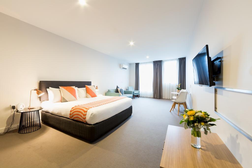 Hotel Customs House 3*