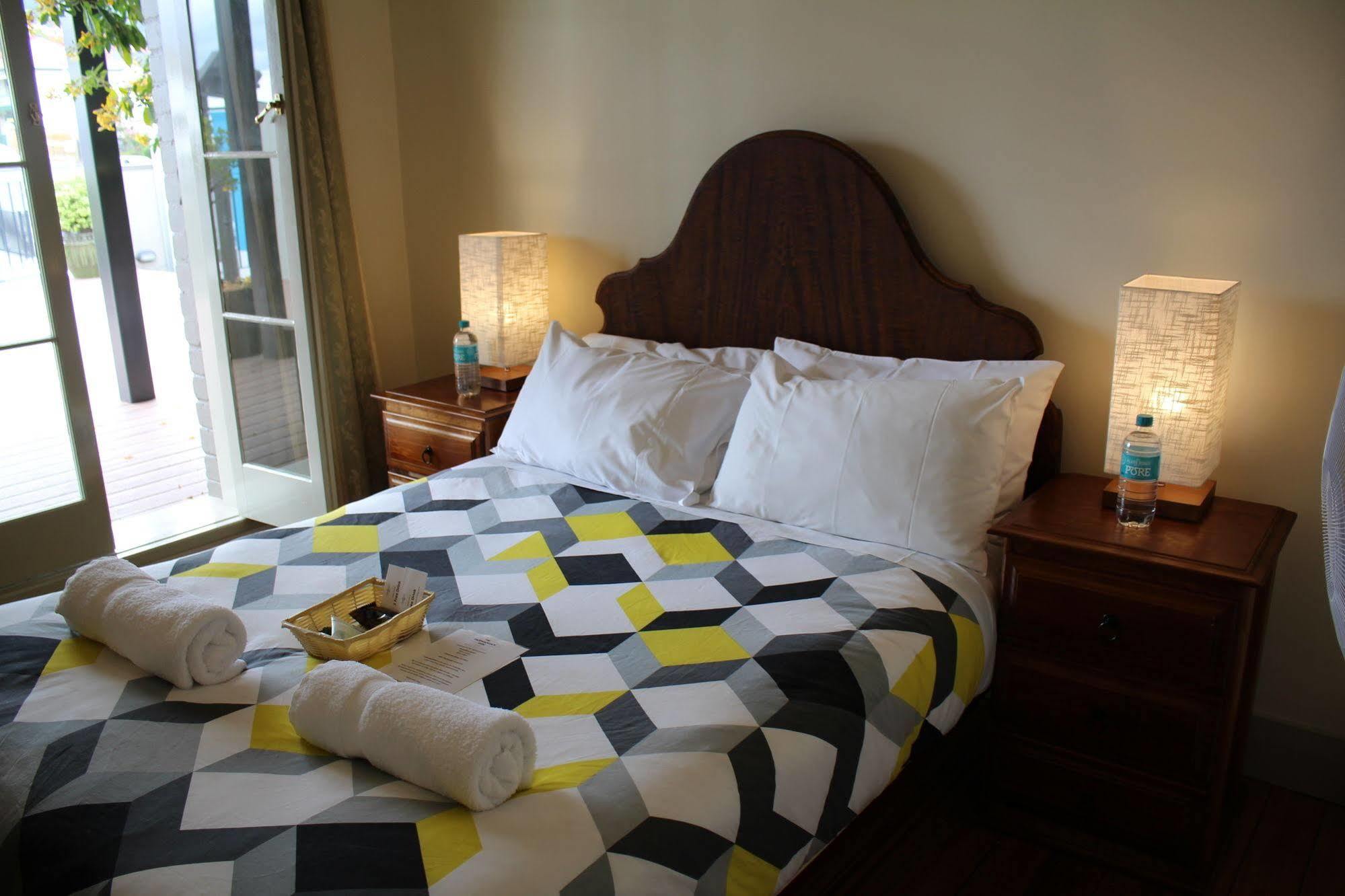The Tasmanian Inn 2*