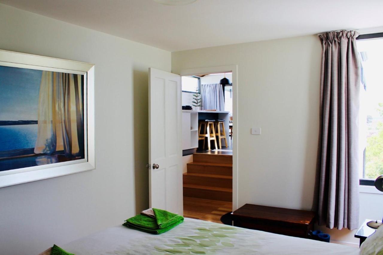 Holiday home Omaroo House - Panoramic Water Views