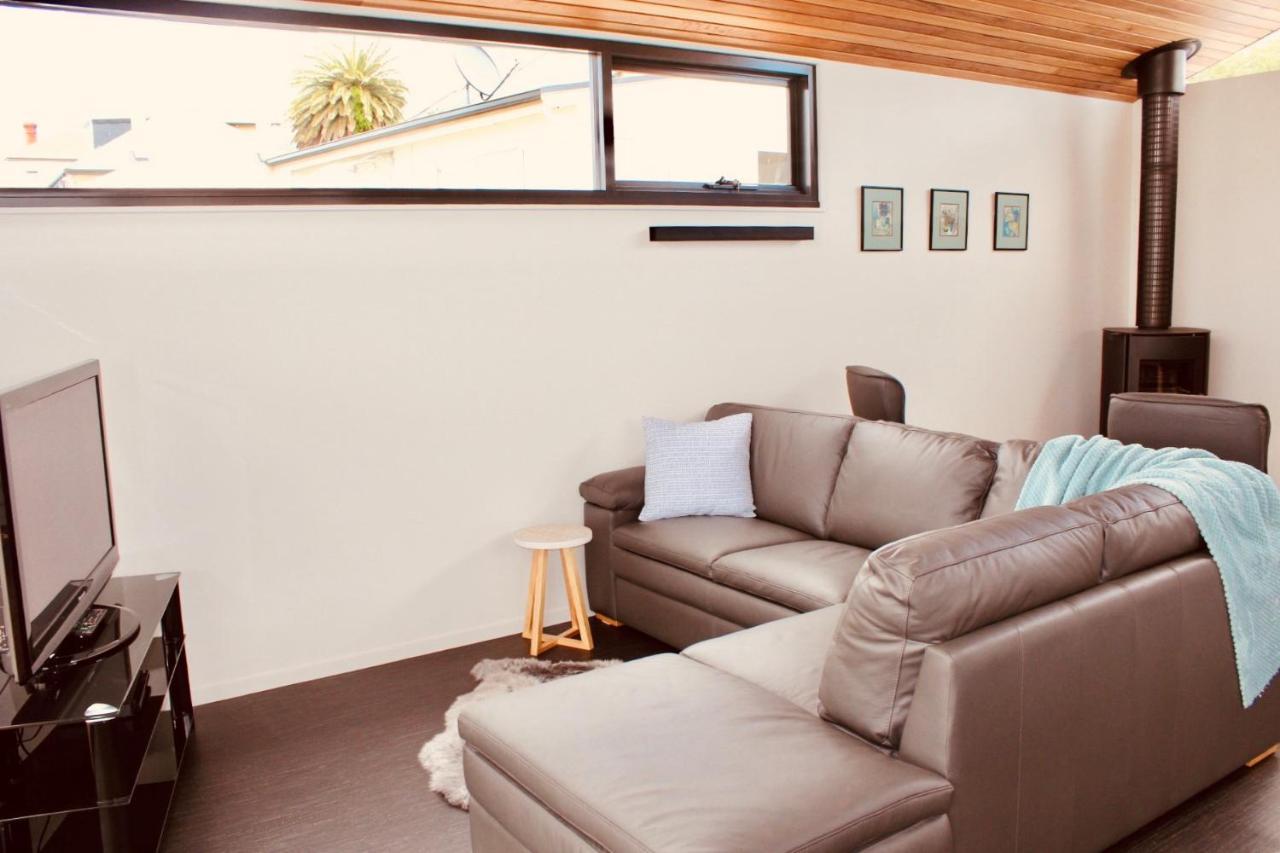 Holiday home Omaroo House - Panoramic Water Views *