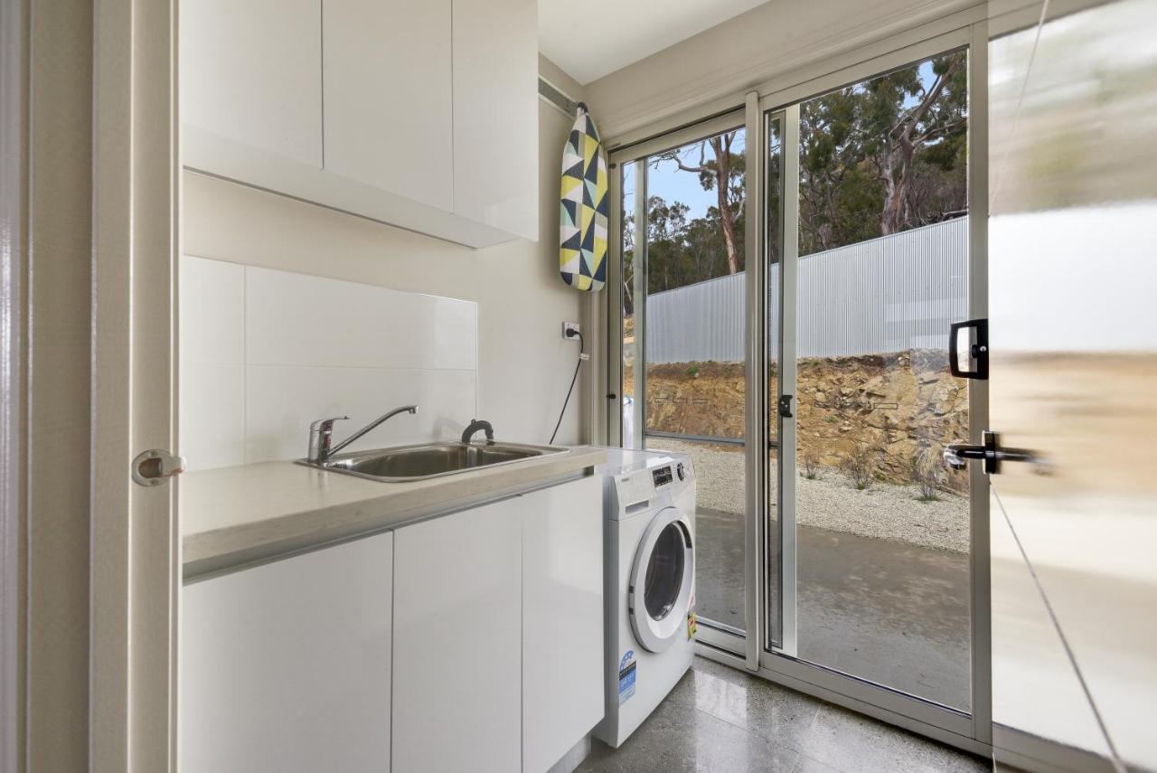 Nature & Relax House, Panoramic Sea View, Free Parking 54 Guest house Hobart