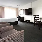 St Ives Apartments
