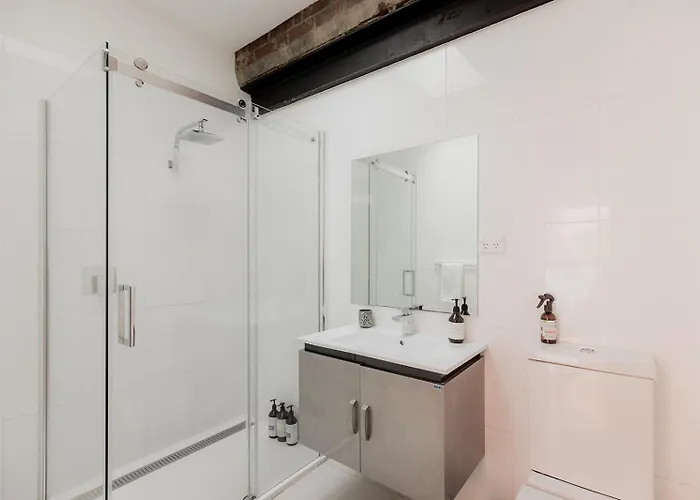 Boutique Warehouse Living In West Hobart