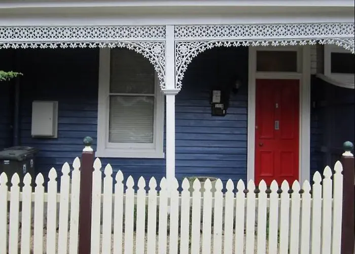 Chatsworth Terraces History Hotel