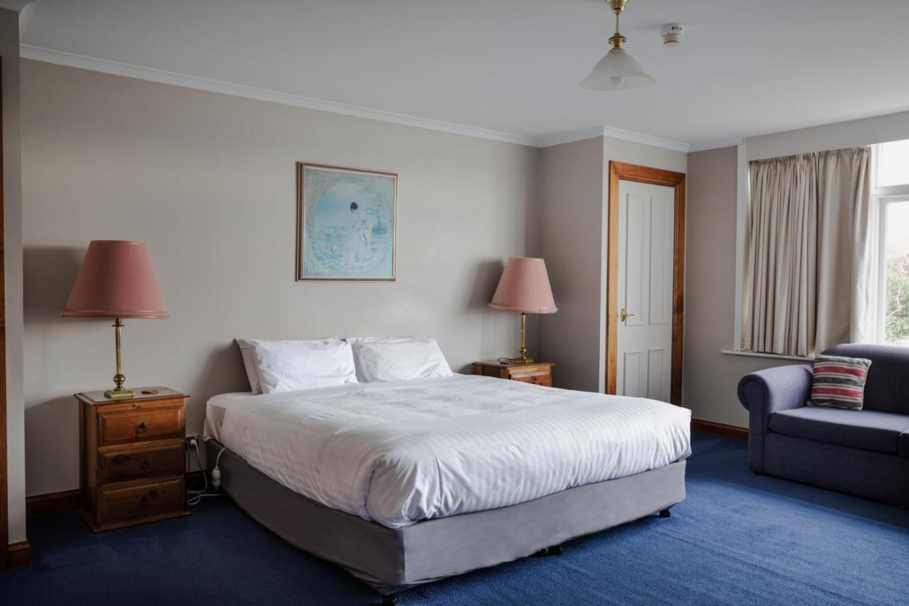 Battery Point Manor *