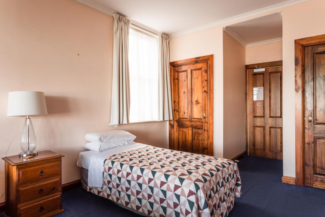 Hotel Battery Point Manor