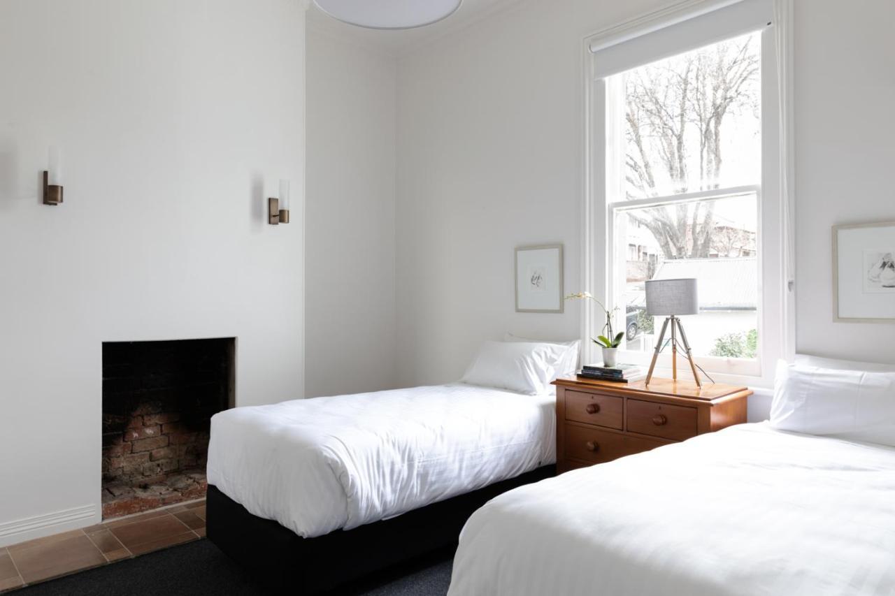 Battery Point Manor * Hobart