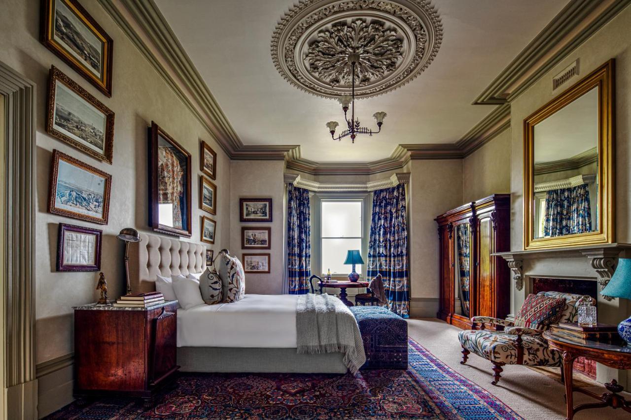 Lodge The Corinda Collection