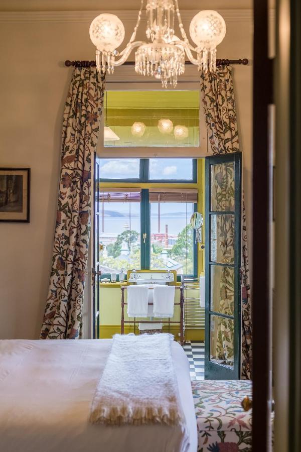 Lodge The Corinda Collection *
