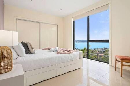 Holiday home The View Sandy Bay 5 Bedroom *