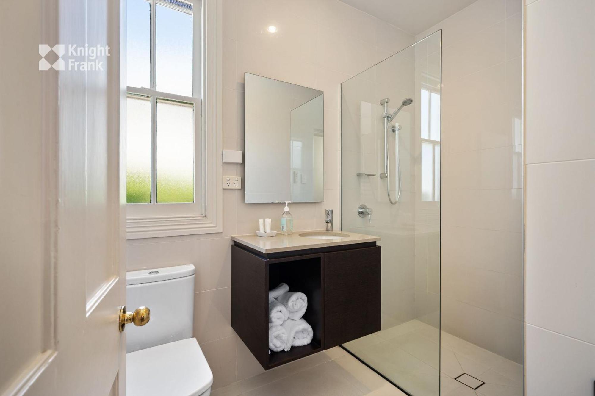 Bed & Breakfast Clydesdale Manor 4*
