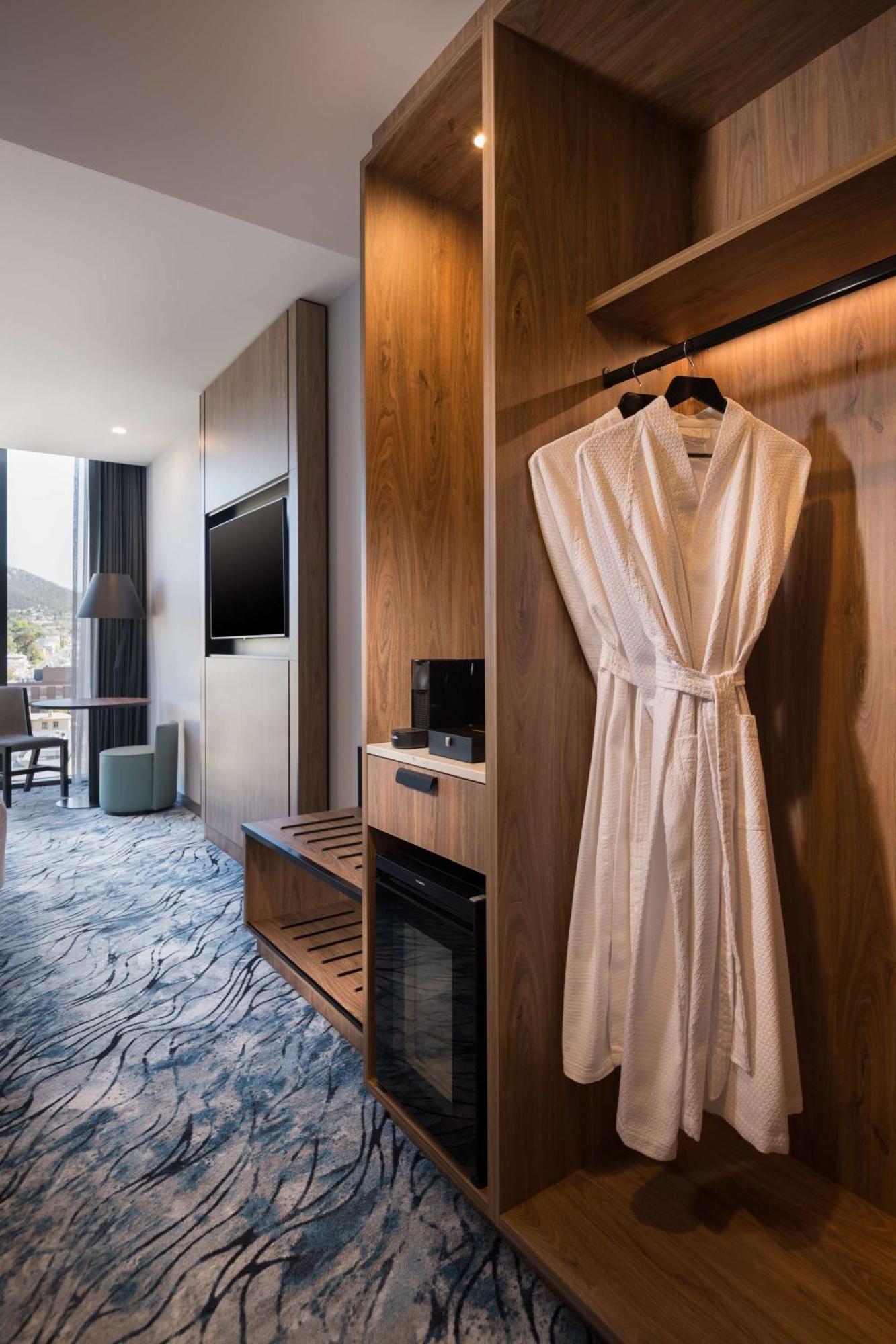 Hotel Doubletree By Hilton Hobart