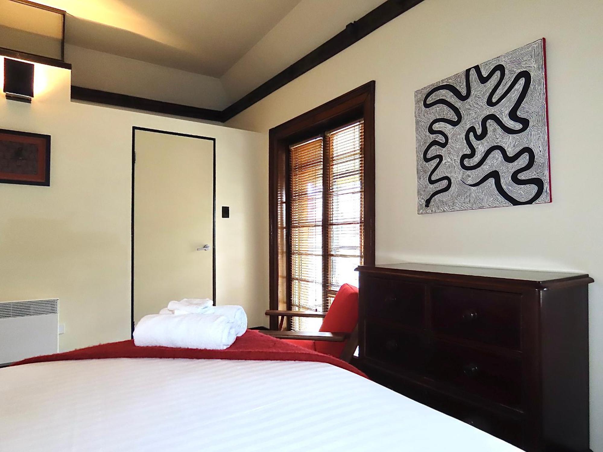 Inner Executive Living * Hobart