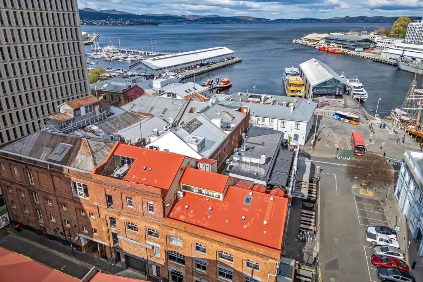 Gibson Mill Waterfront Loft - 304 *