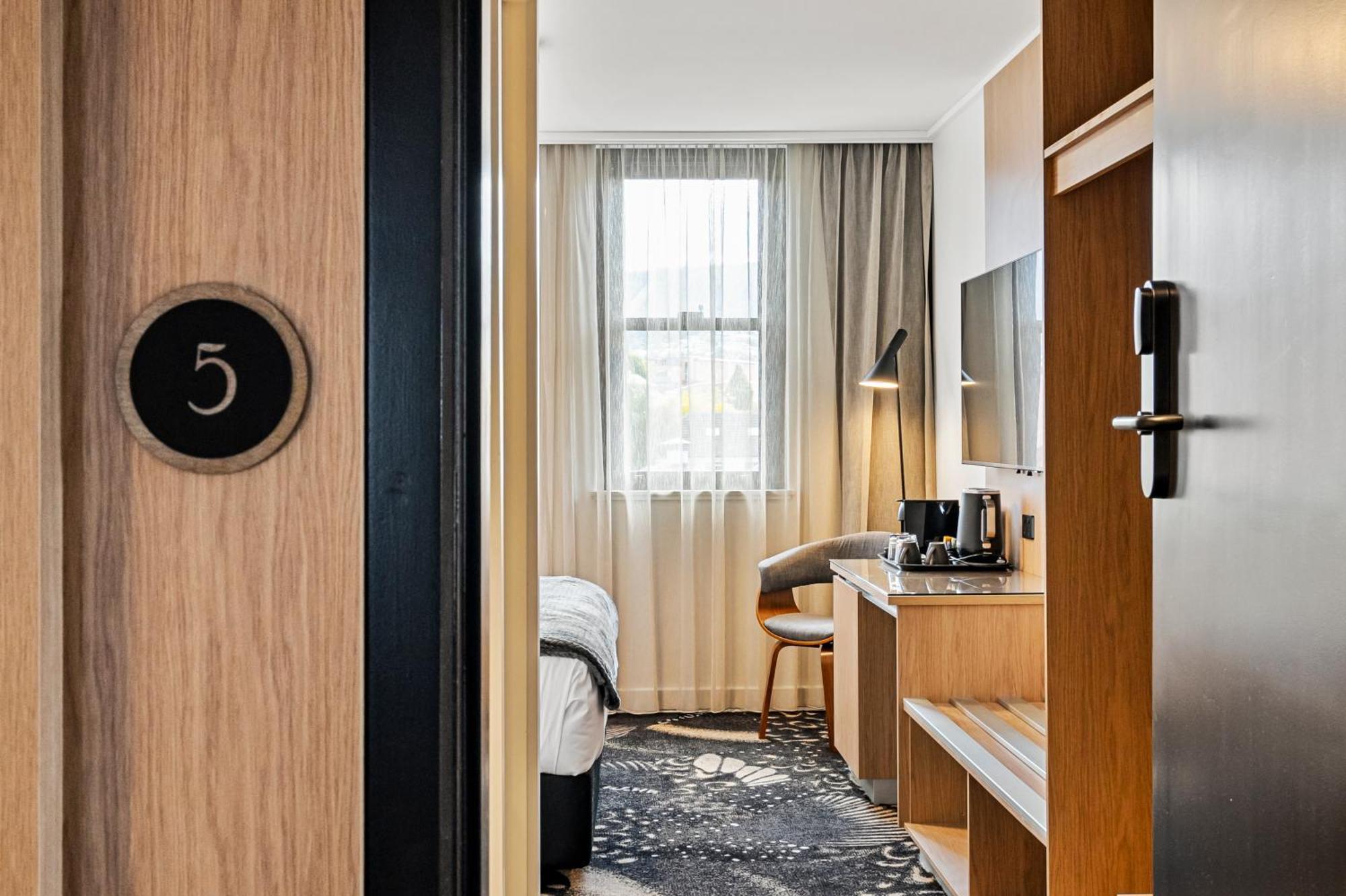 Hotel Of Wales 4*