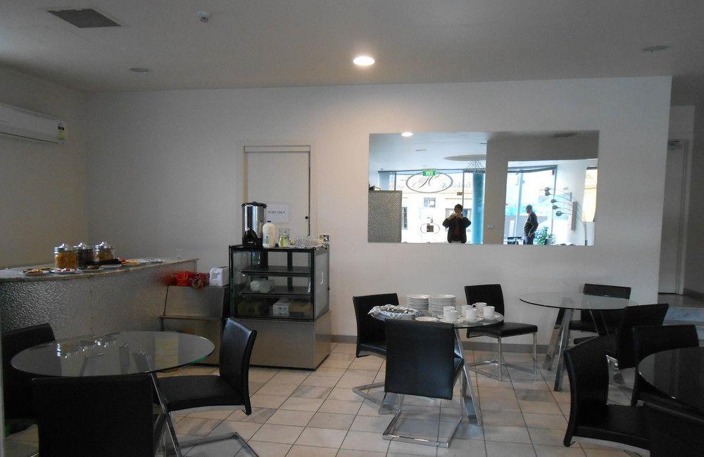102 Harrington Inn 3*