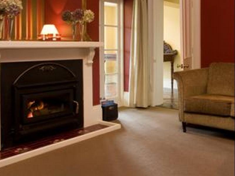 Clydesdale Manor Bed & Breakfast