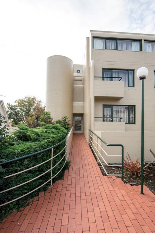 St Ives Aparthotel Hobart