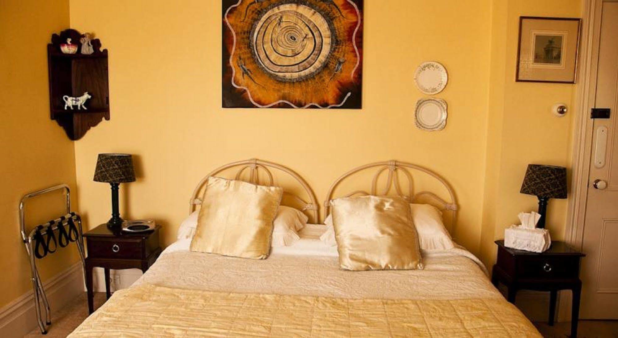Guest house Merre Be's 4*