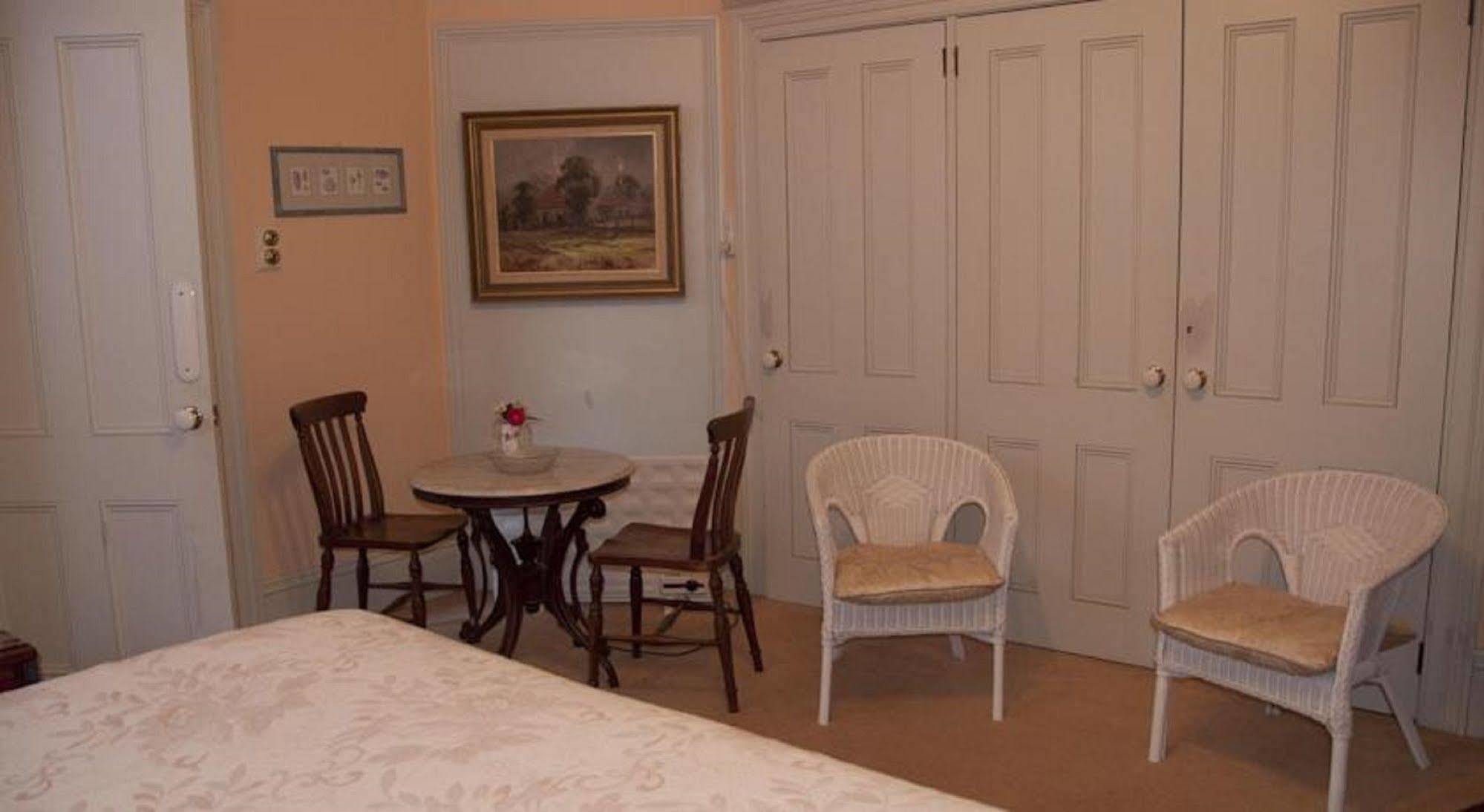 Guest house Merre Be's