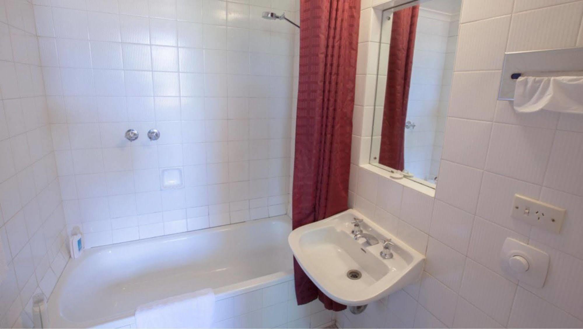 Hotel Of Wales 4*