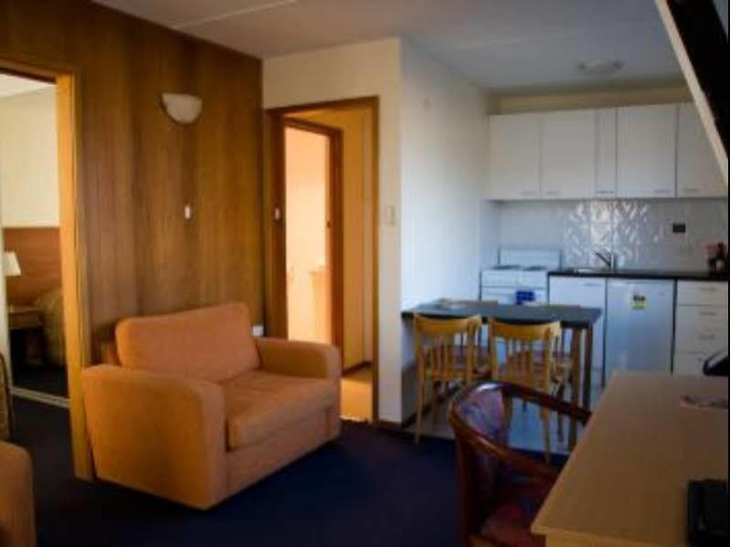 Blue Hills 3* Hobart