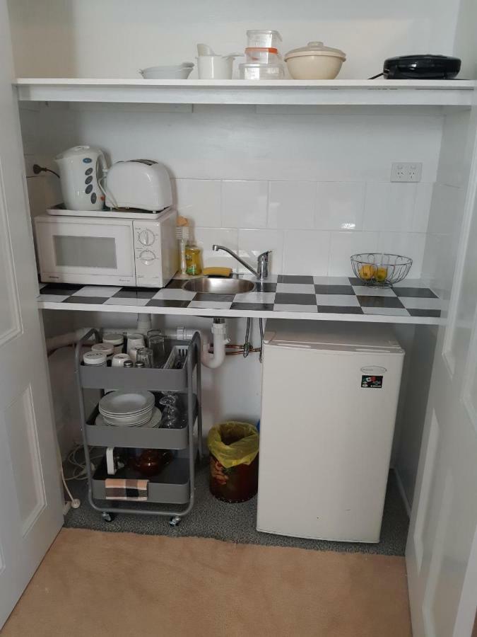 Merre Be's Guest house 4*